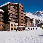 Pierre & Les Constellations Apart-hotel