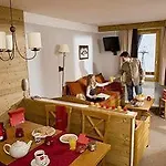 Lejlighedshotel Pierre & Les Constellations