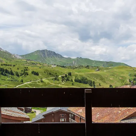 מלון דירות Pierre & Les Constellations 3*