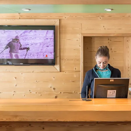 Pierre & Les Constellations Apartmanhotel La Plagne