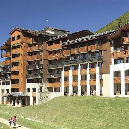 Pierre & Les Constellations Aparthotel