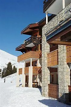 Pierre & Les Constellations Aparthotel